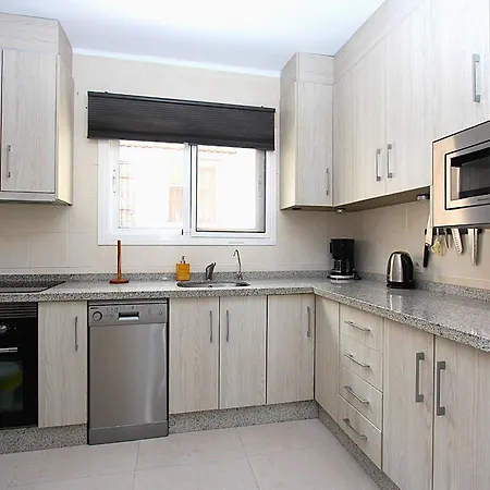 Plaza Cadiz 10 * Nerja