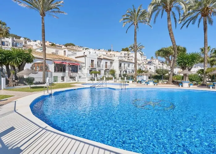 Villa Plaza Cadiz 10 *